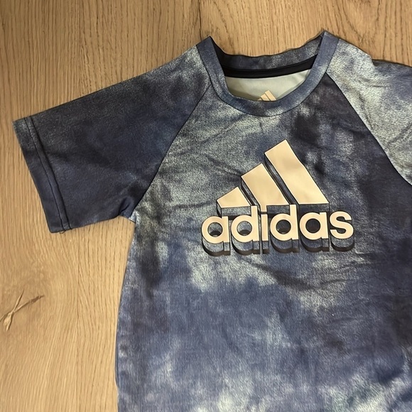 ADIDAS boys 24mths. - Picture 6 of 6